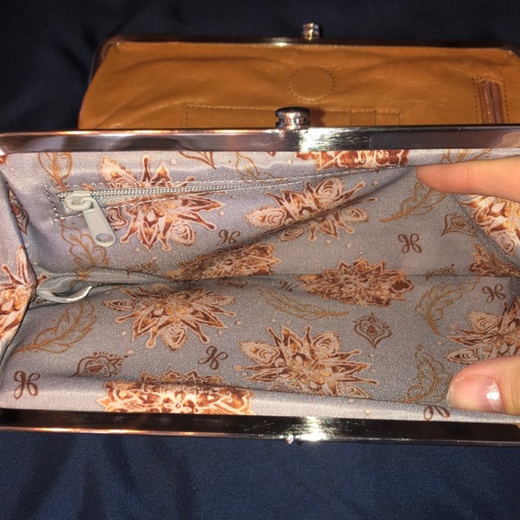 HOBO Lauren Wallet - Picture 3 of 4